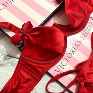 Victoria's Secret Scarlet Satin Bra